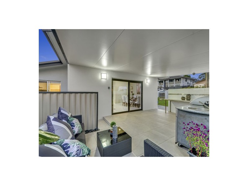 3 Hanover Street, Macgregor QLD 4109