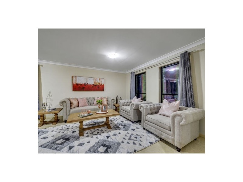 30 Silky Oak Crescent, Carindale QLD 4152