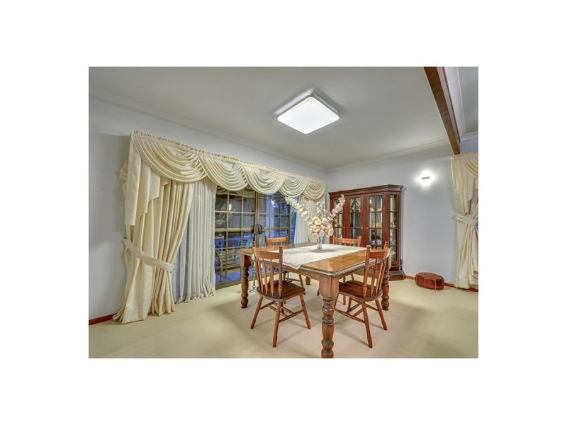 5 Brooklands Street, Eight Mile Plains QLD 4113