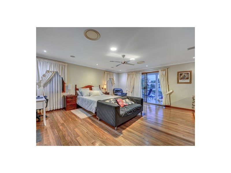 5 Brooklands Street, Eight Mile Plains QLD 4113