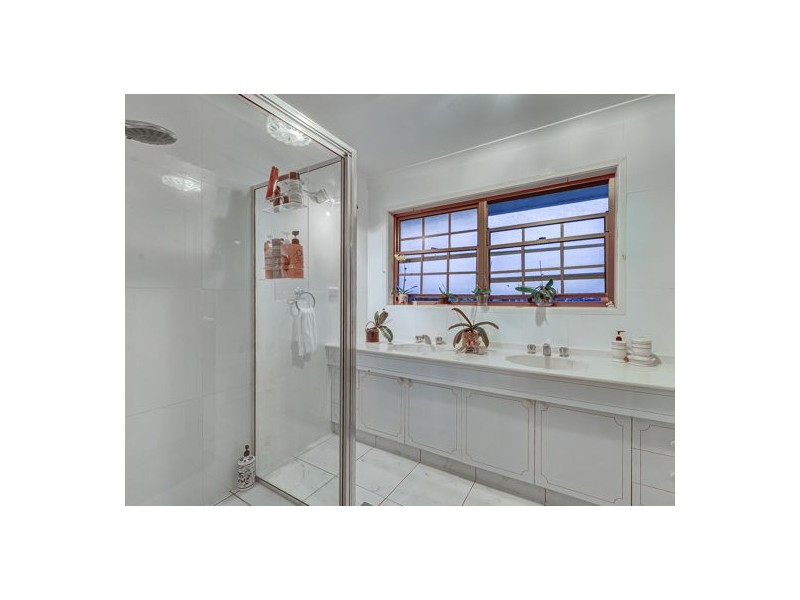 5 Brooklands Street, Eight Mile Plains QLD 4113