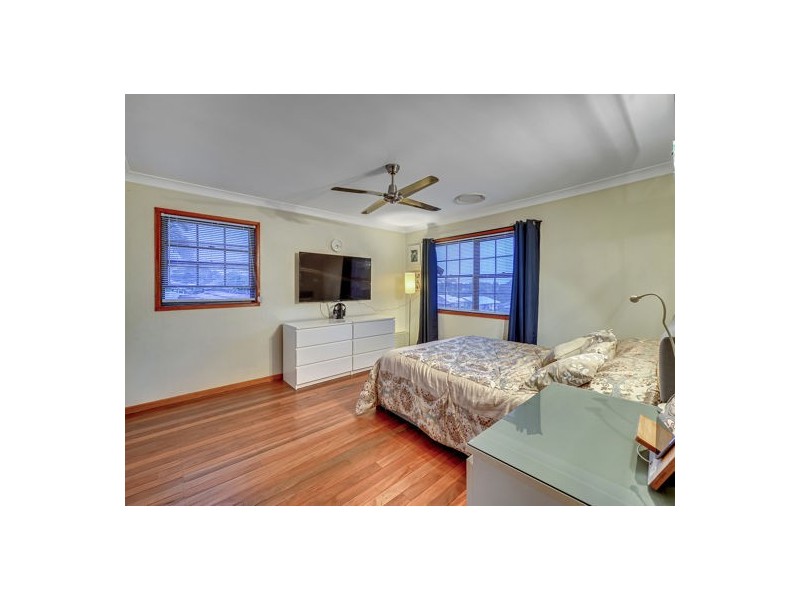 5 Brooklands Street, Eight Mile Plains QLD 4113