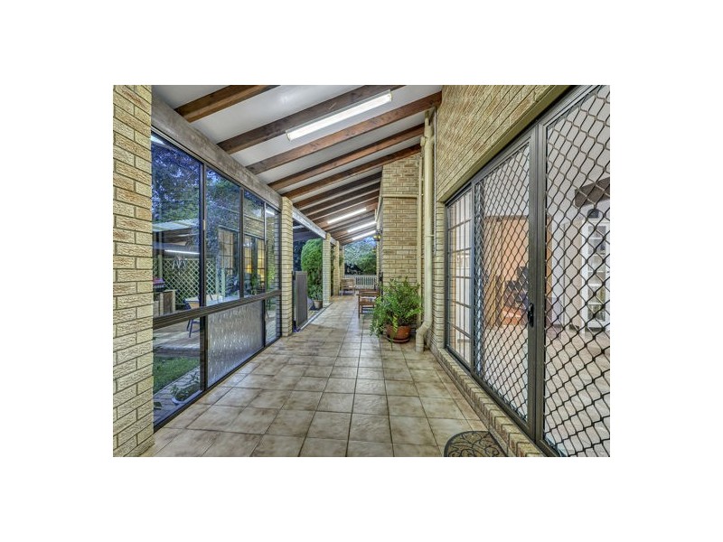 5 Brooklands Street, Eight Mile Plains QLD 4113