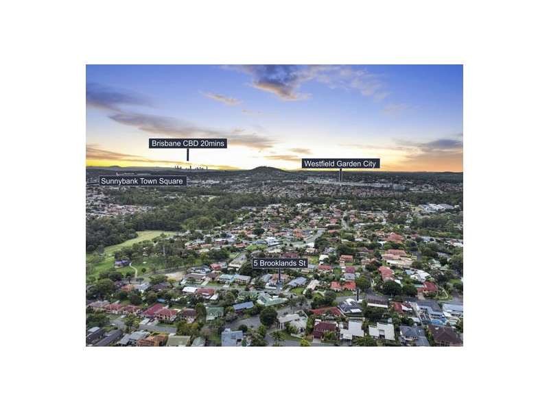 5 Brooklands Street, Eight Mile Plains QLD 4113