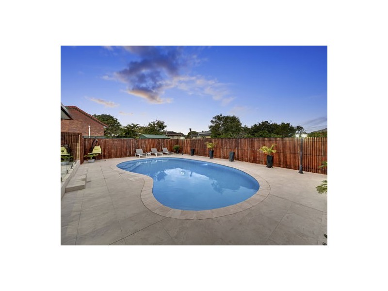 27 Ilya Street, Macgregor QLD 4109