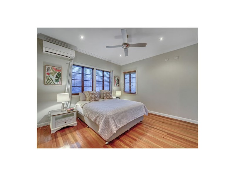 15 Stirling Street, Sunnybank Hills QLD 4109