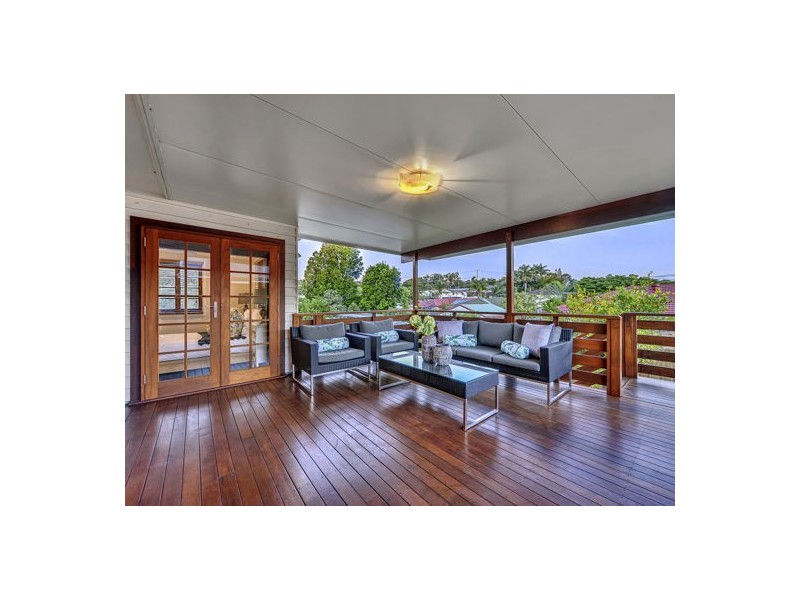 15 Stirling Street, Sunnybank Hills QLD 4109