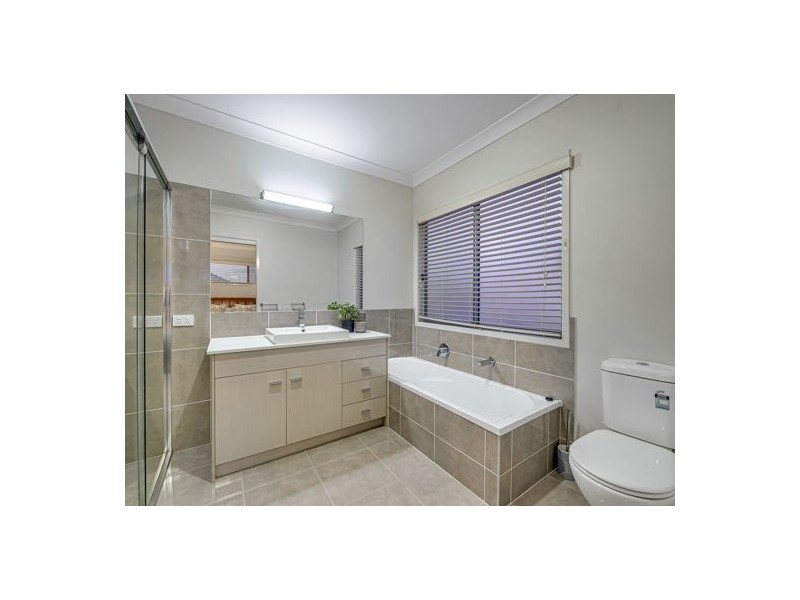 49 Cooper Crescent, Rochedale QLD 4123