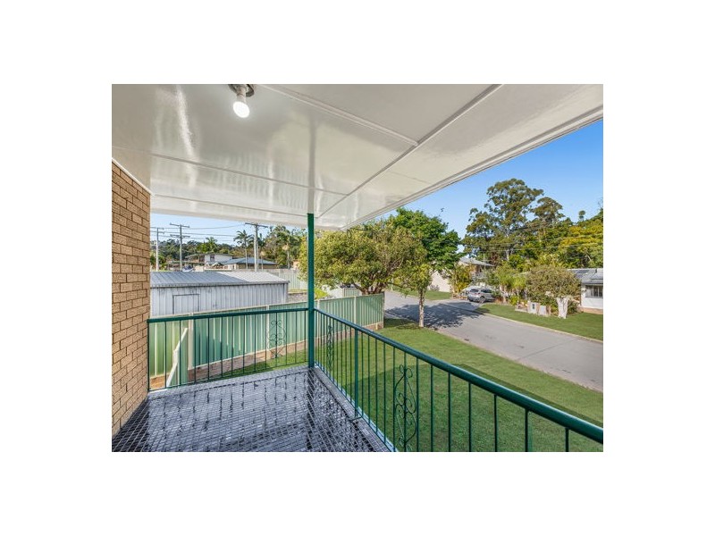 3 Juanita Grove, Springwood QLD 4127