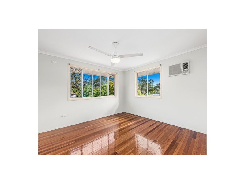 3 Juanita Grove, Springwood QLD 4127