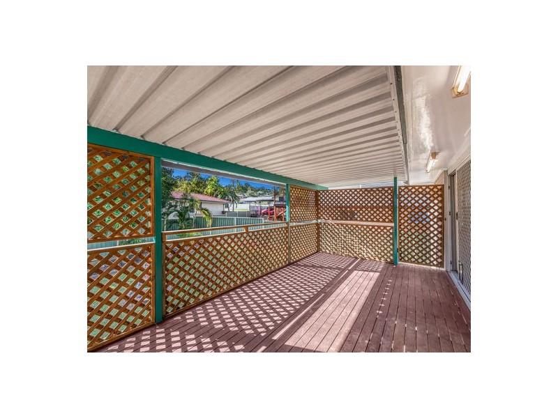 3 Juanita Grove, Springwood QLD 4127