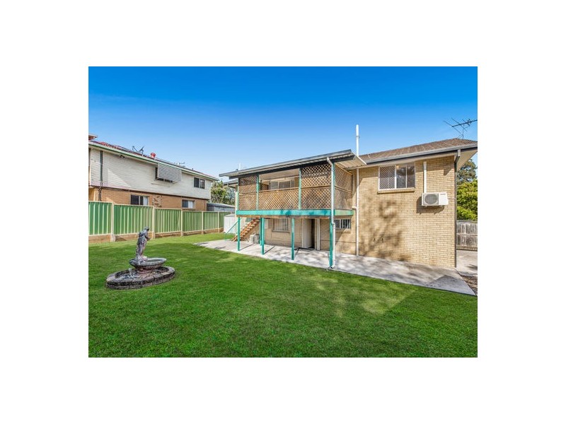 3 Juanita Grove, Springwood QLD 4127