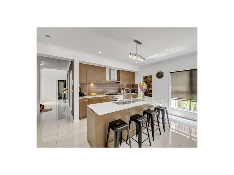 15 Hillcrest Street, Rochedale QLD 4123