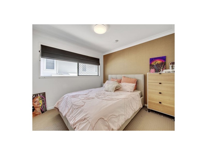 15 Hillcrest Street, Rochedale QLD 4123