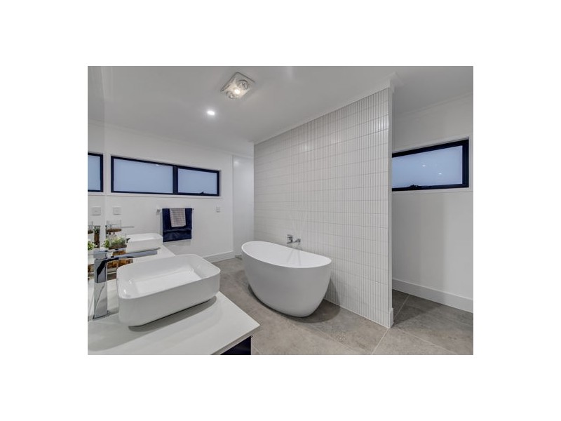 24 Everest Street, Sunnybank QLD 4109