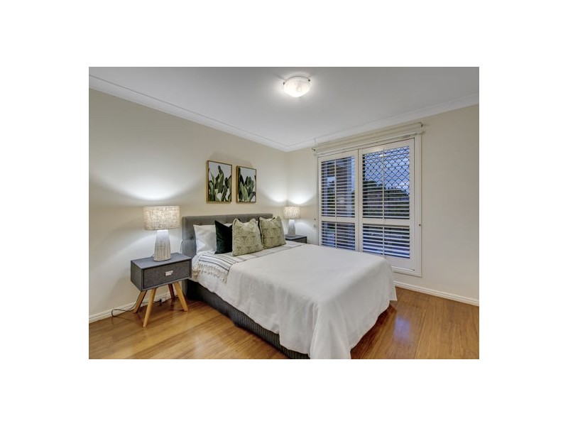 12 Trafalgar Close, Stretton QLD 4116