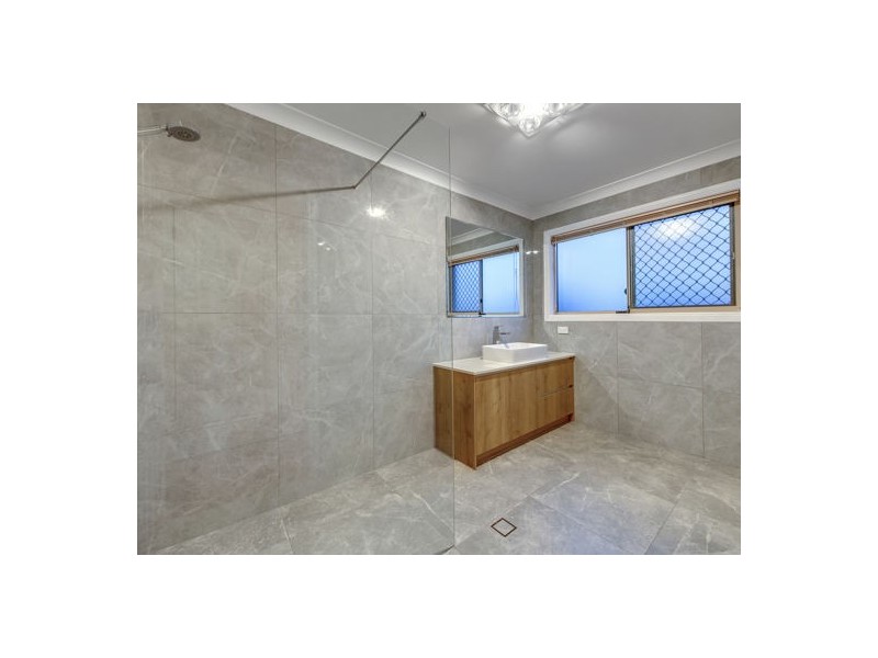 12 Trafalgar Close, Stretton QLD 4116