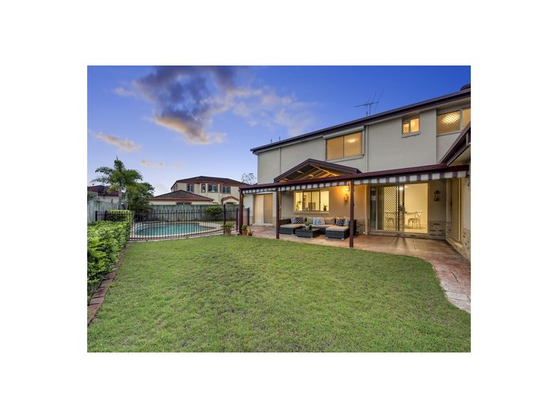 12 Trafalgar Close, Stretton QLD 4116