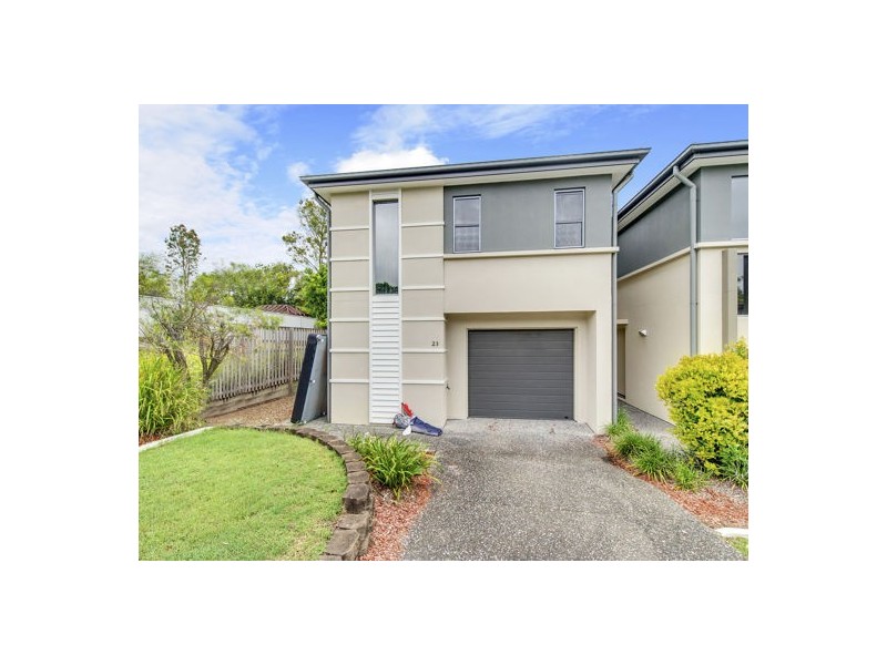 23/1 Belongil Street, Pacific Pines QLD 4211