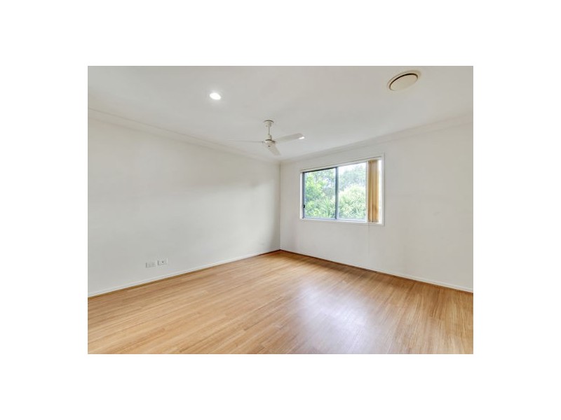 23/1 Belongil Street, Pacific Pines QLD 4211