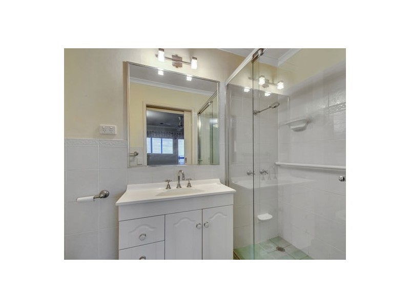 8 Baffin Street, Upper Mount Gravatt QLD 4122