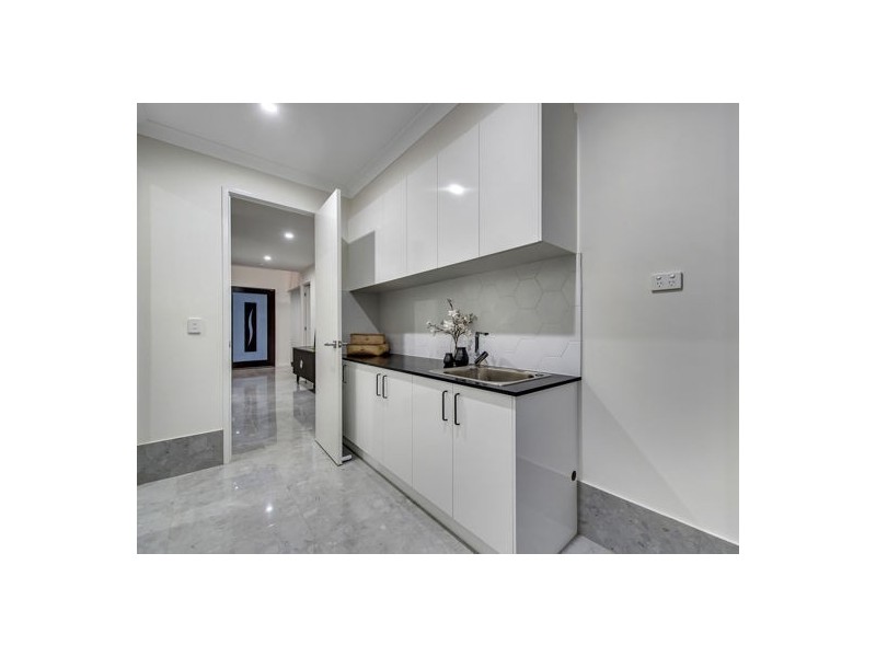 58 The Crescent, Underwood QLD 4119