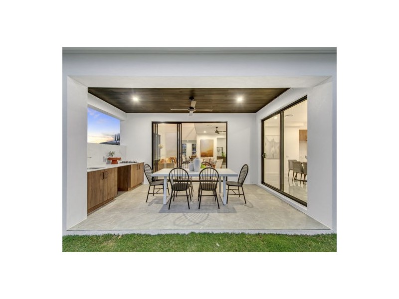 58 The Crescent, Underwood QLD 4119