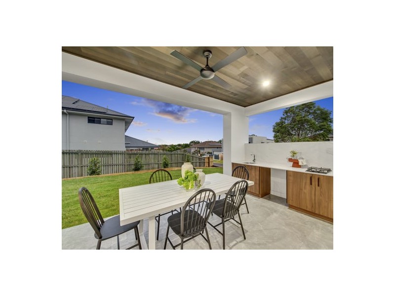 58 The Crescent, Underwood QLD 4119