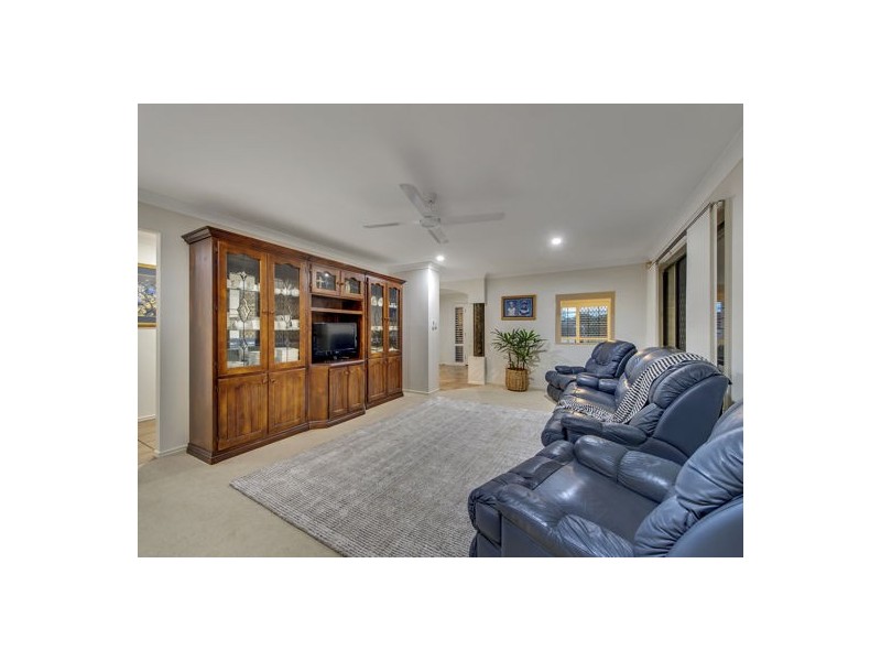 169 Lancaster Circuit, Stretton QLD 4116