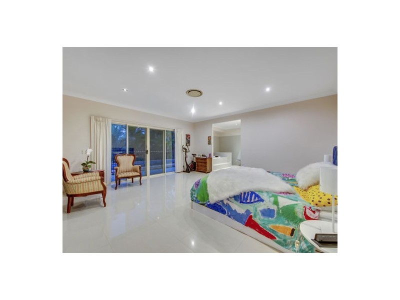 107 White Cedar Road, Pullenvale QLD 4069