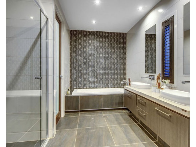 10 Mcdermott Parade, Rochedale QLD 4123