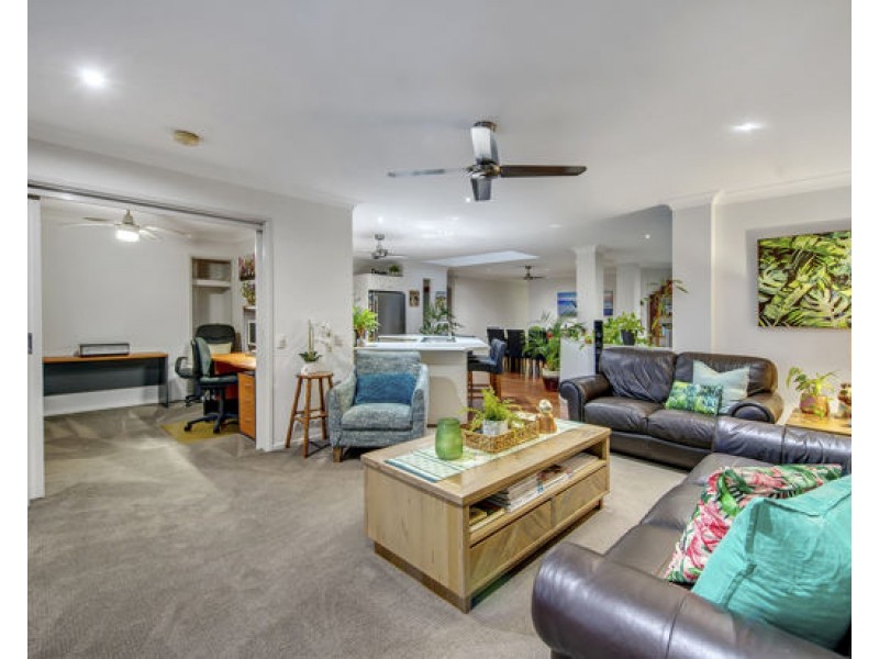 72 Ibis Circuit, Forest Lake QLD 4078