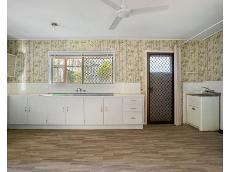 108 Marshall Lane, Kenmore QLD 4069