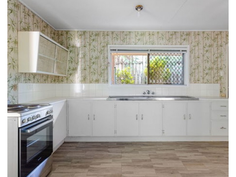 108 Marshall Lane, Kenmore QLD 4069