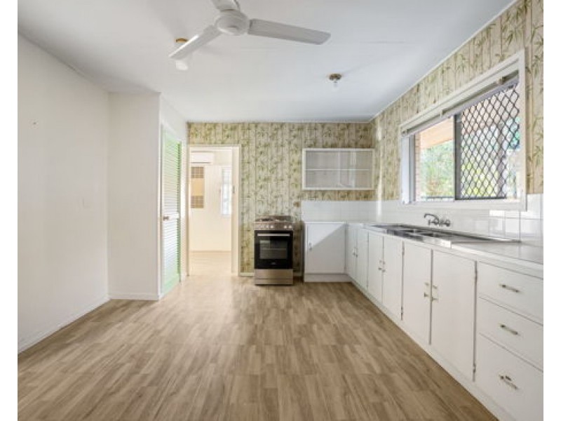 108 Marshall Lane, Kenmore QLD 4069