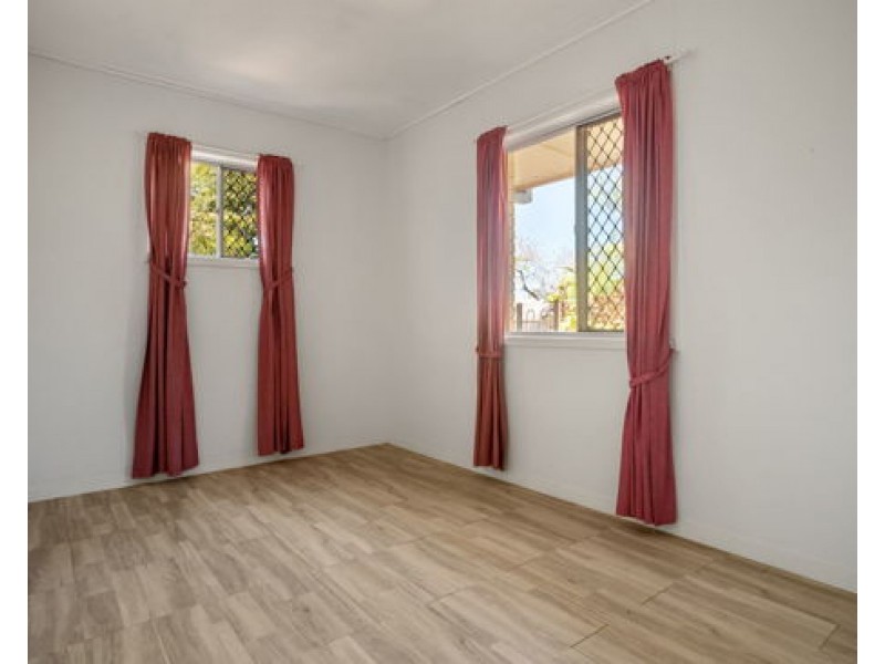 108 Marshall Lane, Kenmore QLD 4069