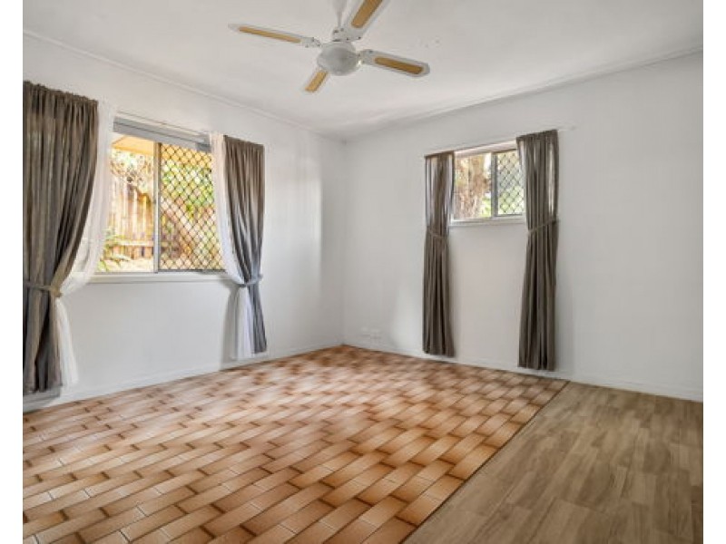 108 Marshall Lane, Kenmore QLD 4069