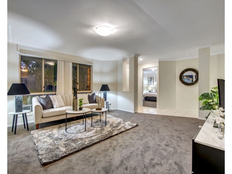 4 Drake Place, Forest Lake QLD 4078