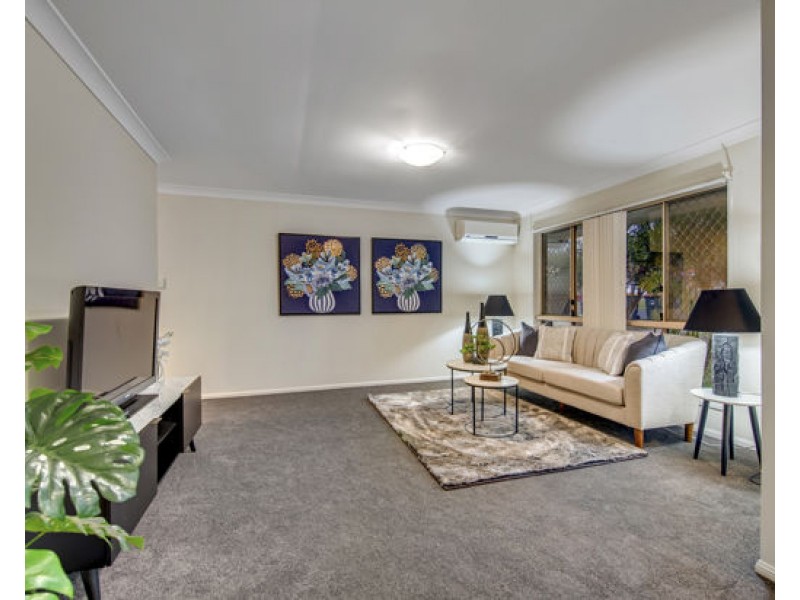 4 Drake Place, Forest Lake QLD 4078