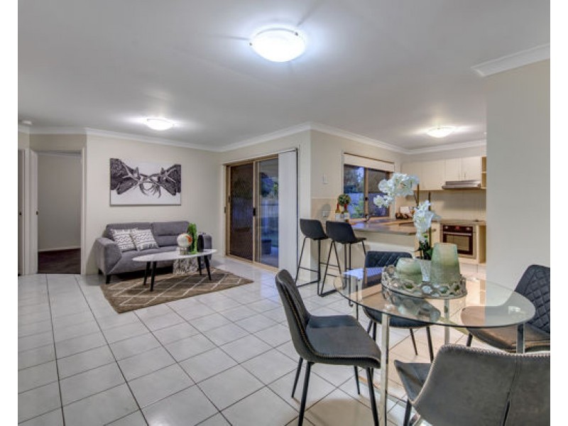 4 Drake Place, Forest Lake QLD 4078