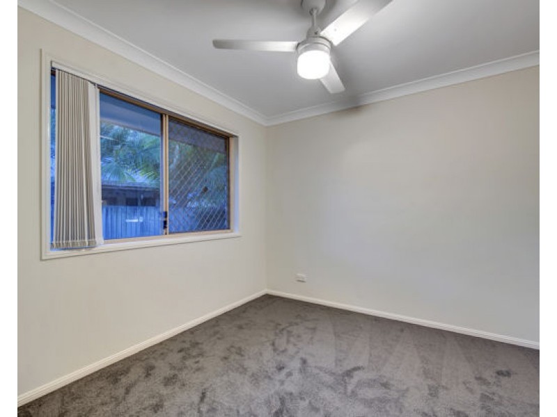 4 Drake Place, Forest Lake QLD 4078