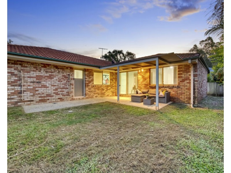 4 Drake Place, Forest Lake QLD 4078