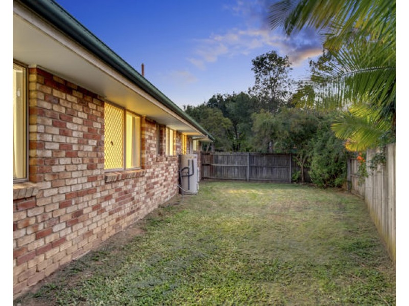 4 Drake Place, Forest Lake QLD 4078