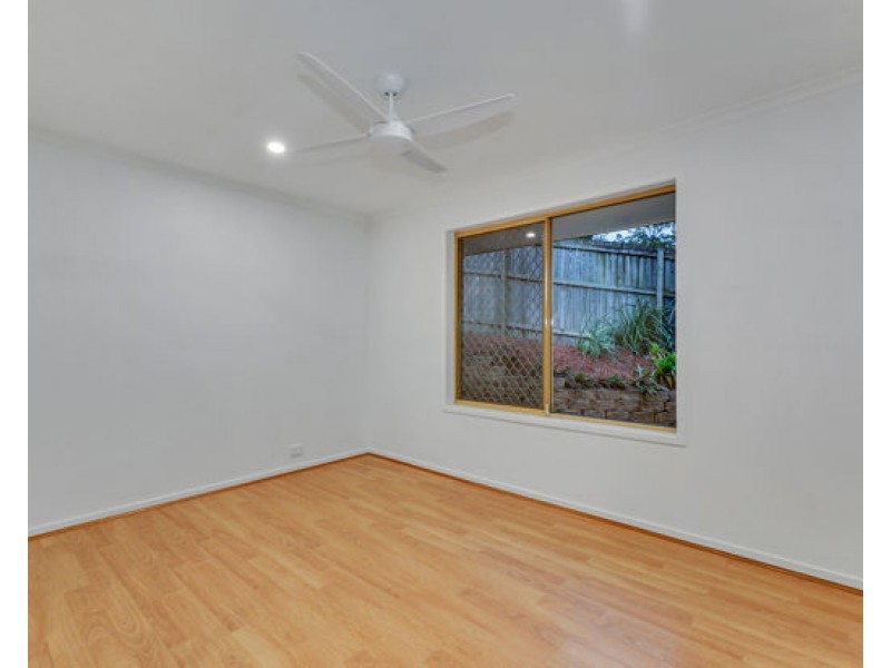 10 Rembrandt Street, Carina QLD 4152