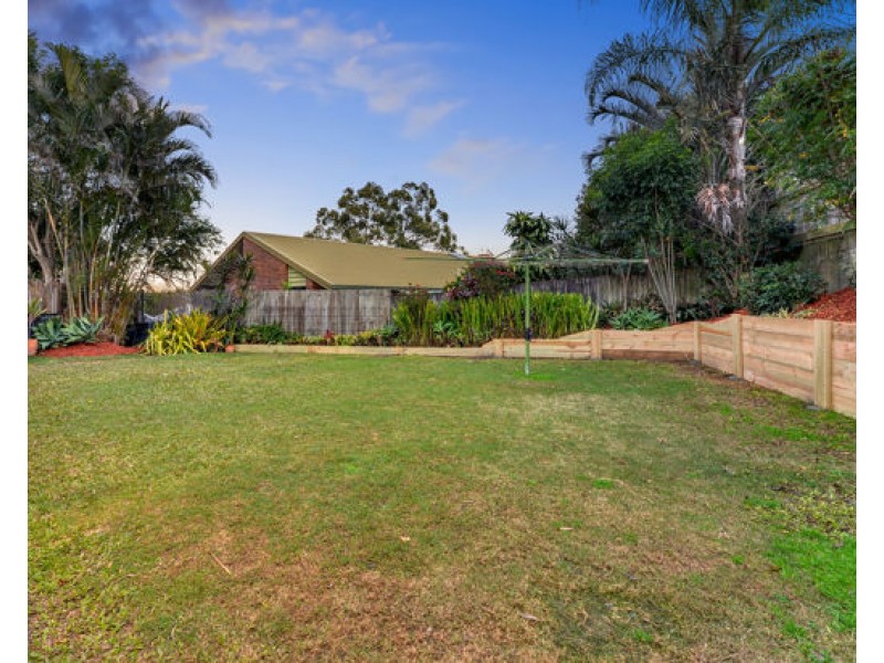 10 Rembrandt Street, Carina QLD 4152