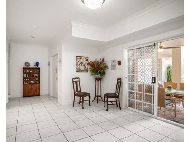 58 Lindfield Circuit, Robertson QLD 4109