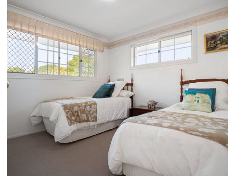 58 Lindfield Circuit, Robertson QLD 4109