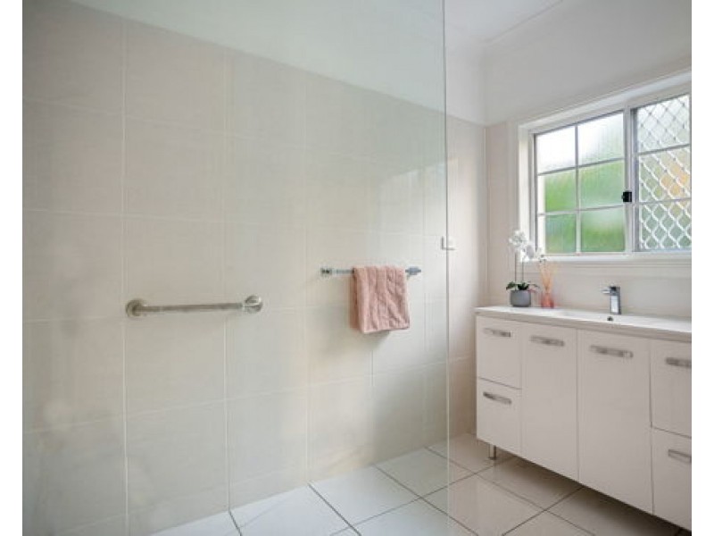 58 Lindfield Circuit, Robertson QLD 4109