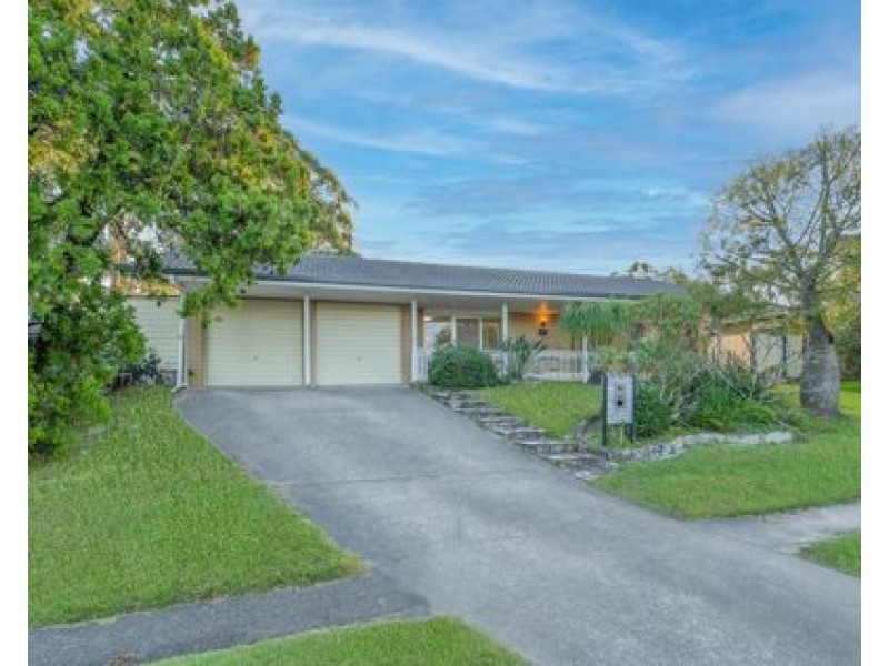 21 Tristan Street, Carindale QLD 4152
