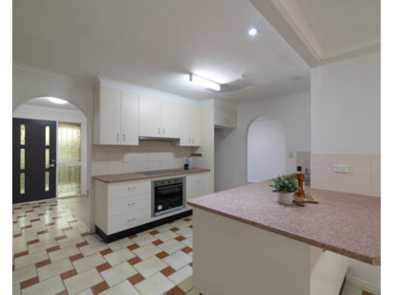 21 Tristan Street, Carindale QLD 4152